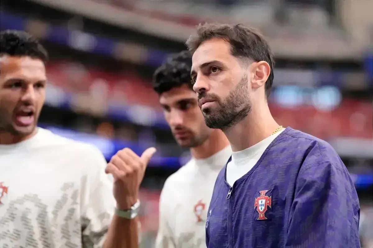 Portugaliya futbolchilarining musobaqa oldidan suhbatlashishi