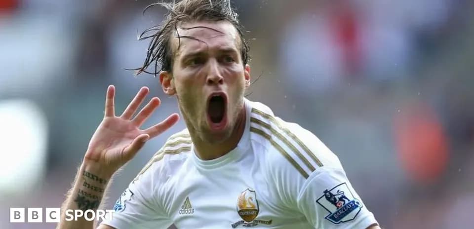 Futbolchi goli nishonlayapti, Swansea formasida