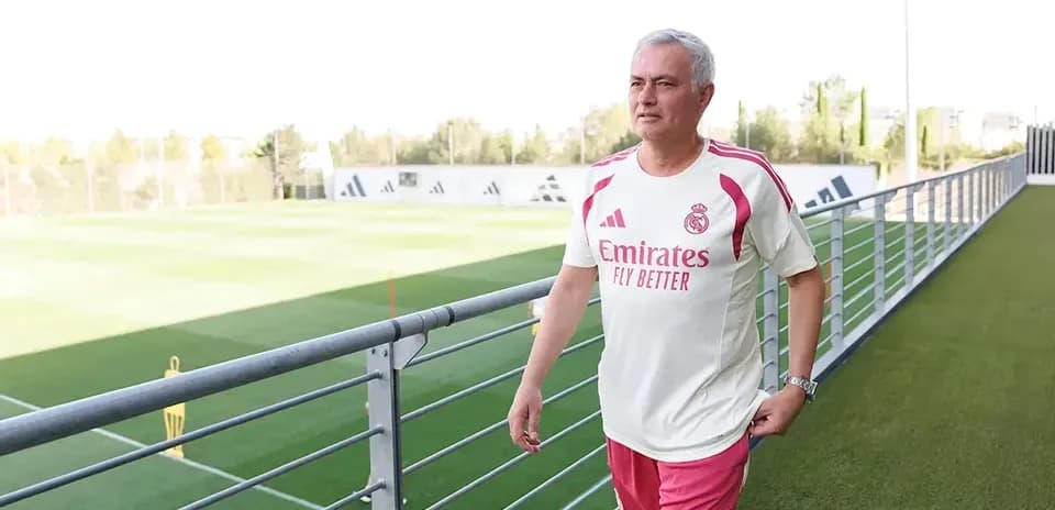 Menejer Real Madrid maydonda yurib bormoqda