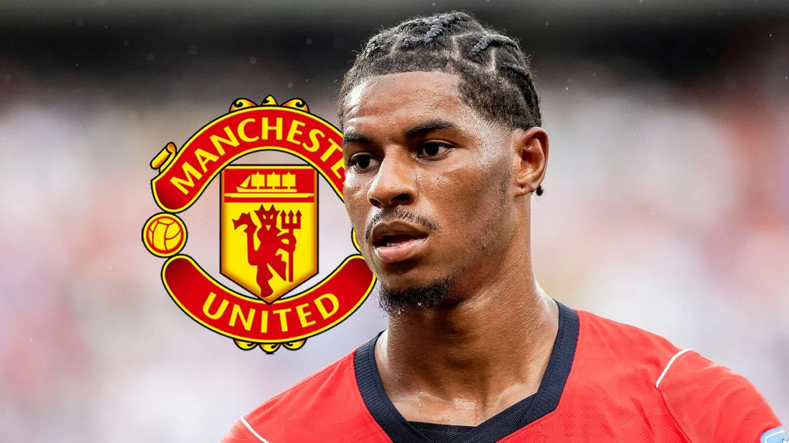 Futbolchi Manchester United formasida maydonda