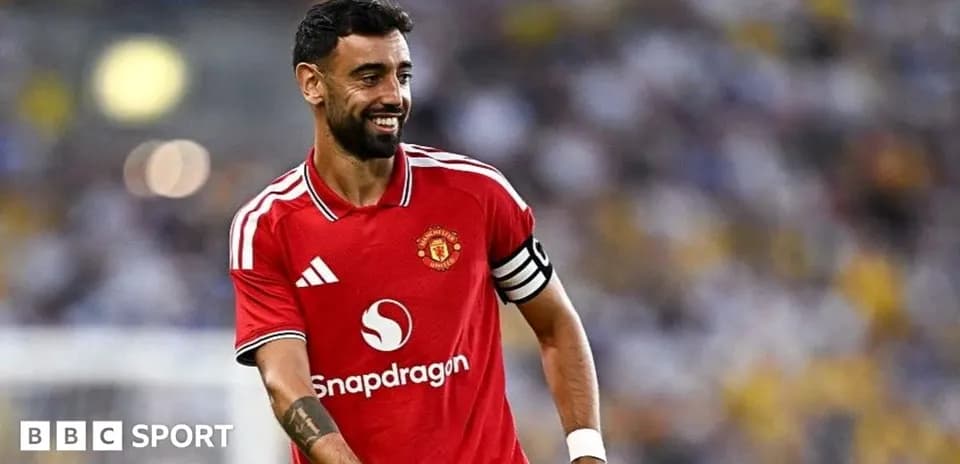 Futbolchi Bruno Fernandes Manchester United formasida