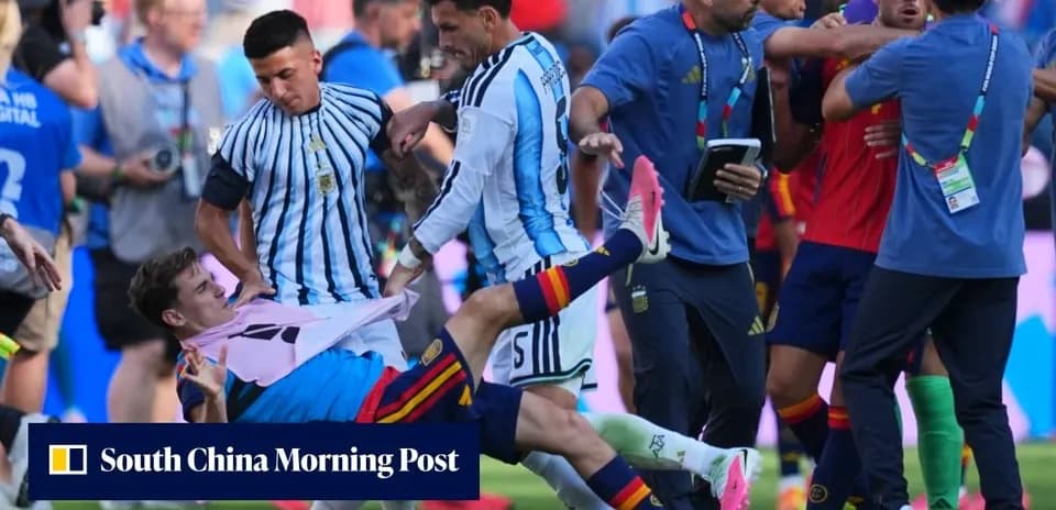 Players from Argentina and Spain in a heated moment