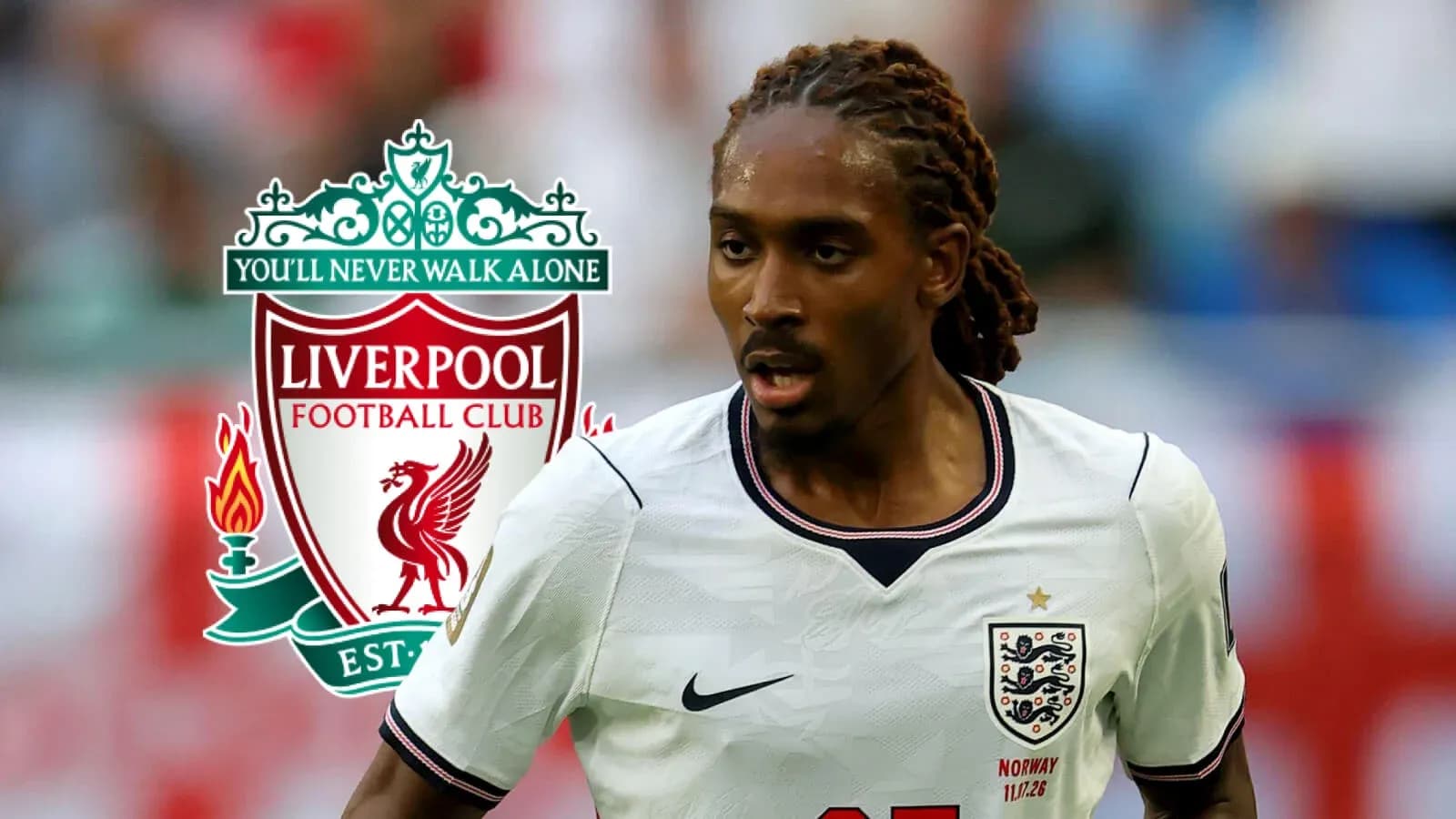 Futbolchi Liverpool logosi bilan harakatda