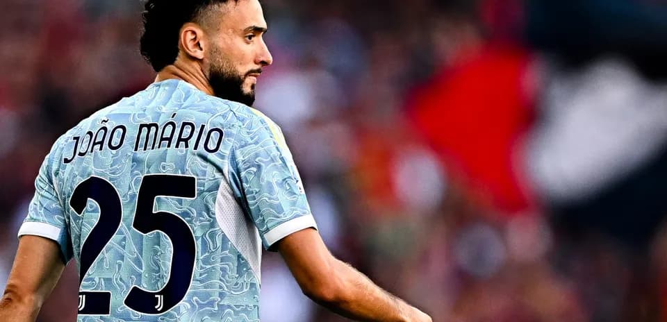 Futbolchi João Mário maydoni tark etmoqda