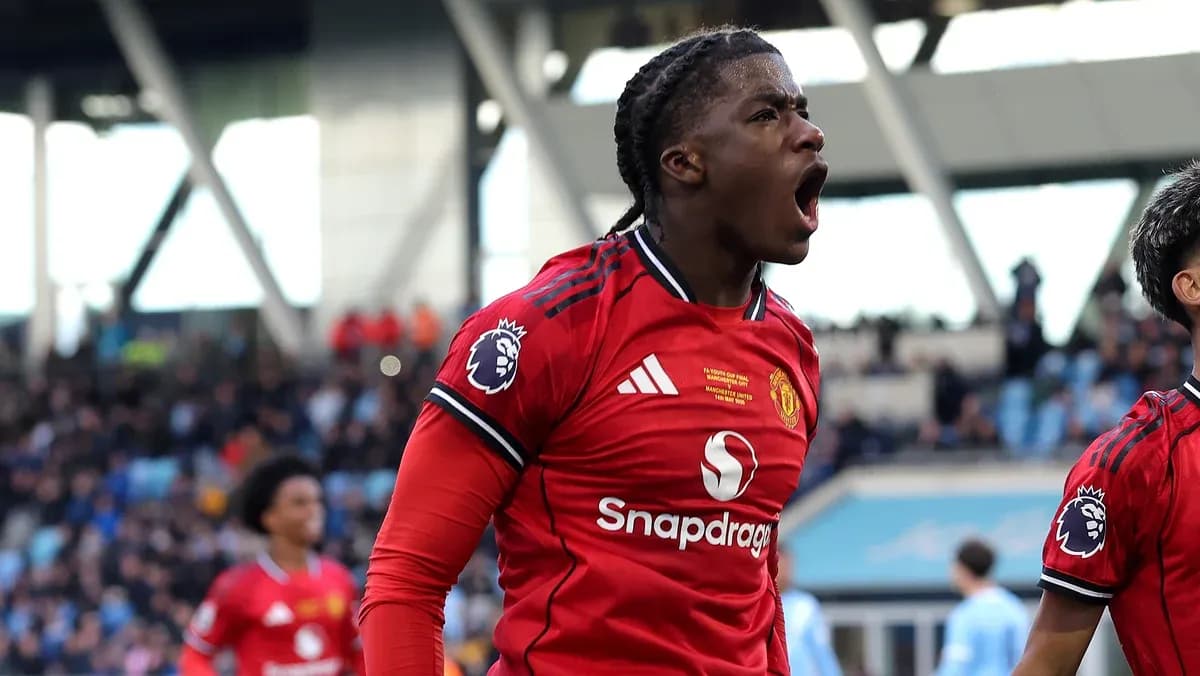 Manchester United player celebrating a goal