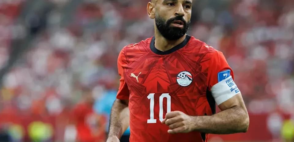 Futbolchi Misr formasi bilan o'yinda