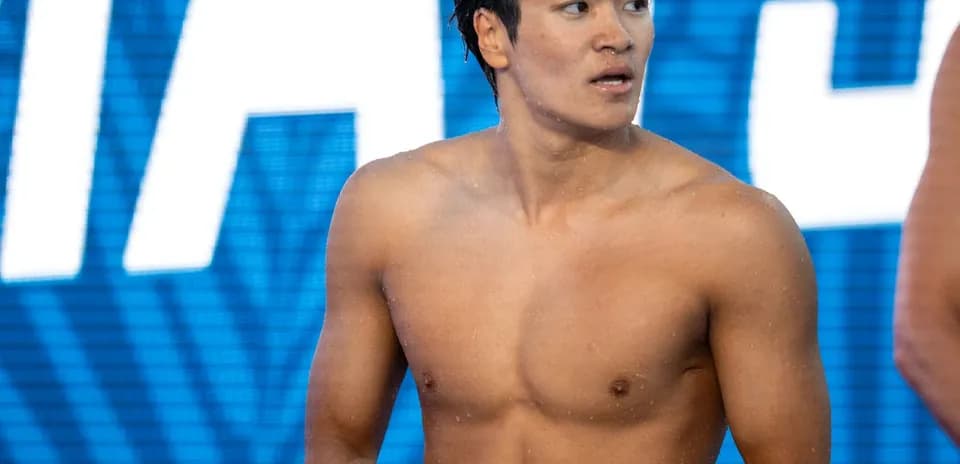 Yuzuru Hanyu preparing for diving event
