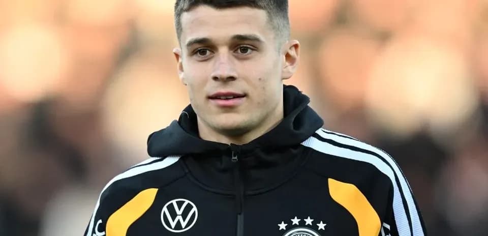 Futbolchi Germaniya terma jamoasi formasi bilan