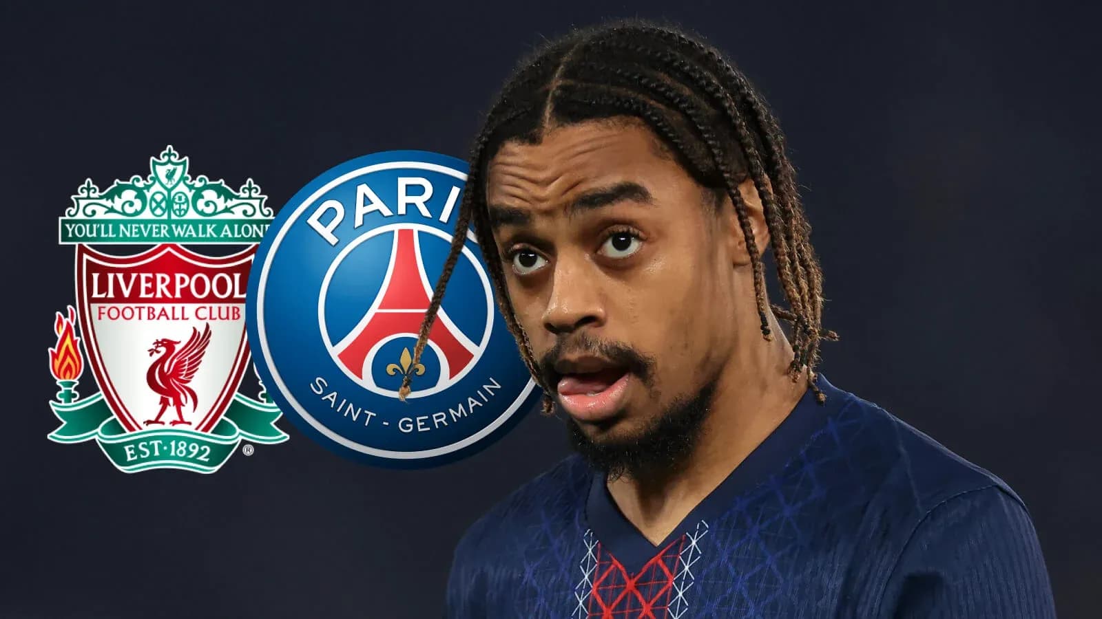 Futbolchi Liverpool va PSG logotiplari bilan