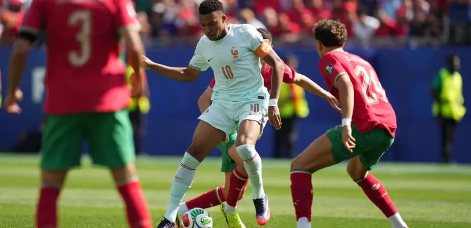 Fransiya va Marokash o'rtasida futbol o'yini