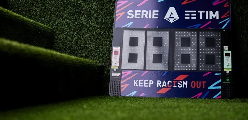 Serie A scoreboard displaying 'KEEP RACISM OUT'