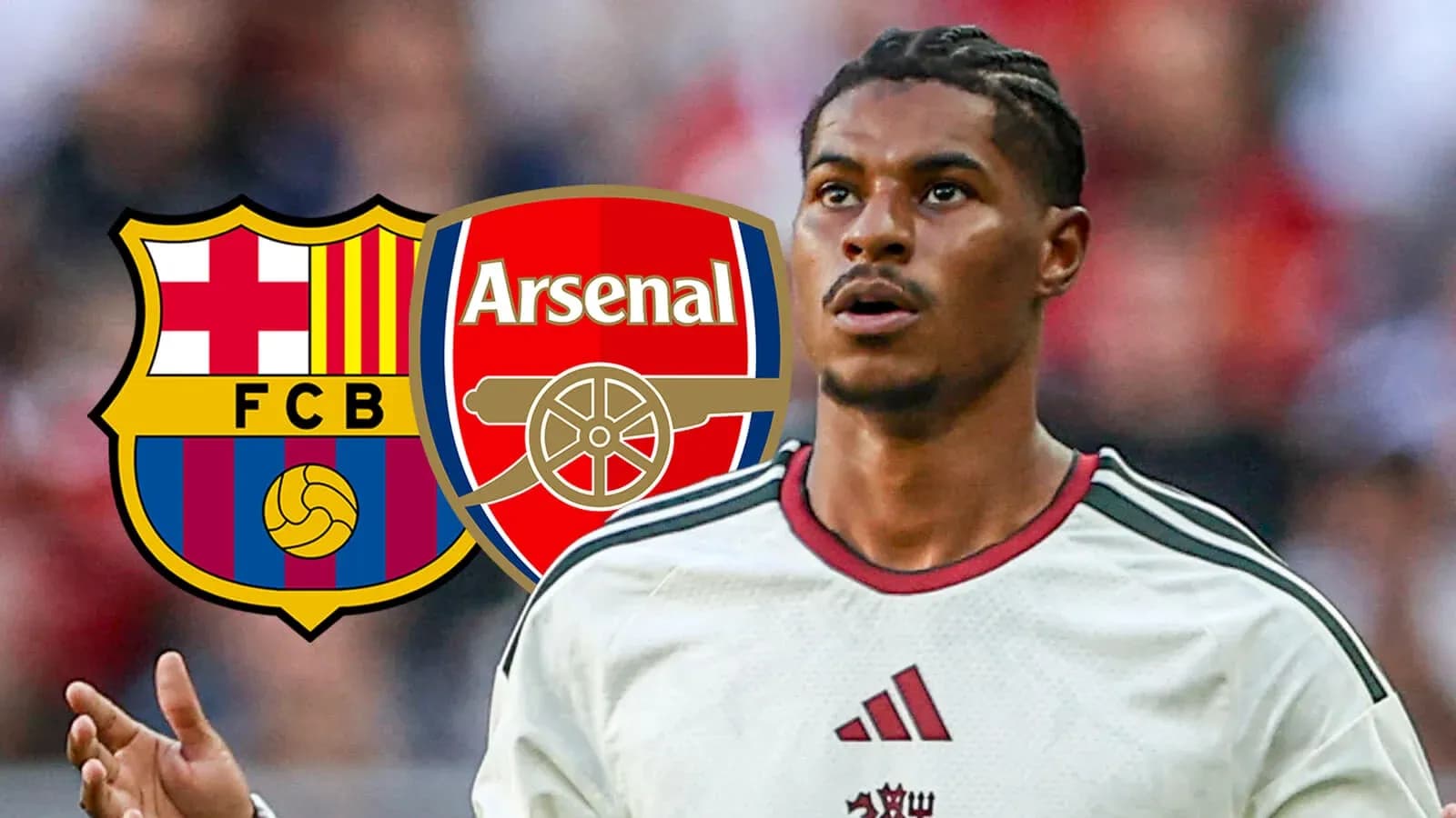 Futbolchi o'yin paytida, Barcelona va Arsenal logotiplari
