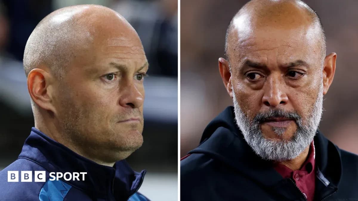 Two football managers during a match