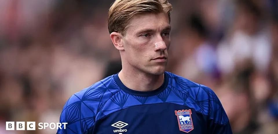 Portsmouth goalkeeper in blue kit before match