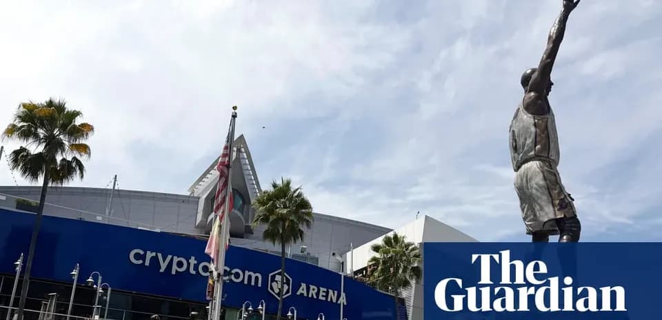 Statue outside crypto.com Arena with palm trees