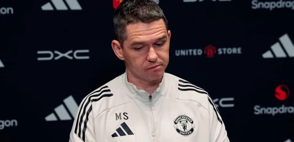 Manchester United coach at press conference