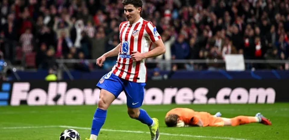 Atlético Madrid player celebrating after scoring goal