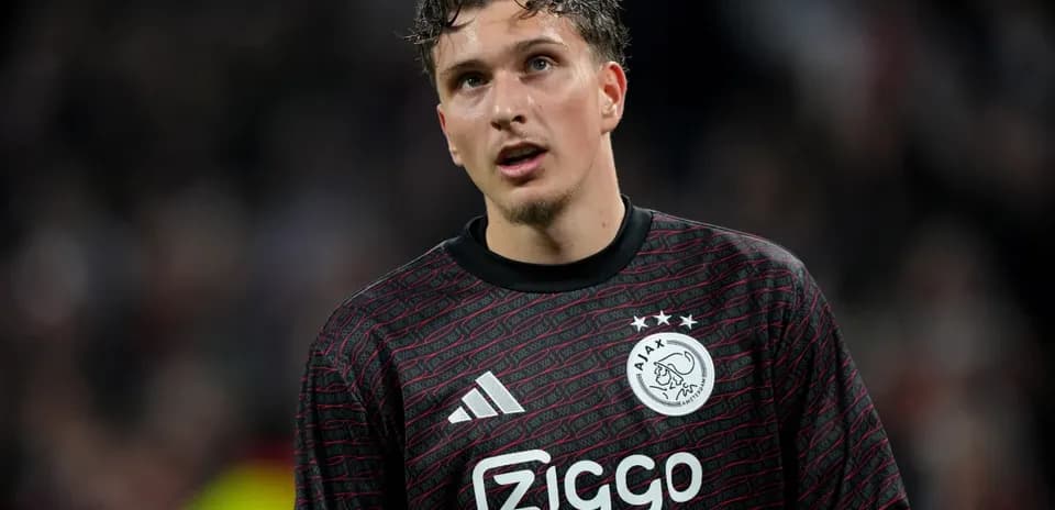 Ajax goalkeeper in match uniform on the field