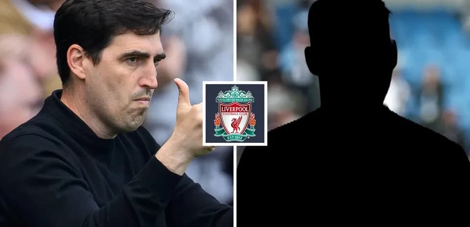 Trener gesturing during match with Liverpool logo