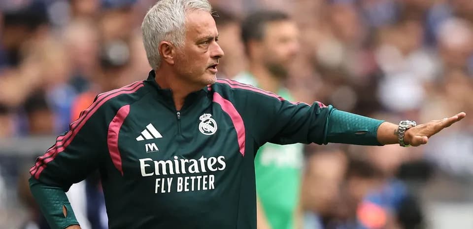 Mourinho directing players during a match