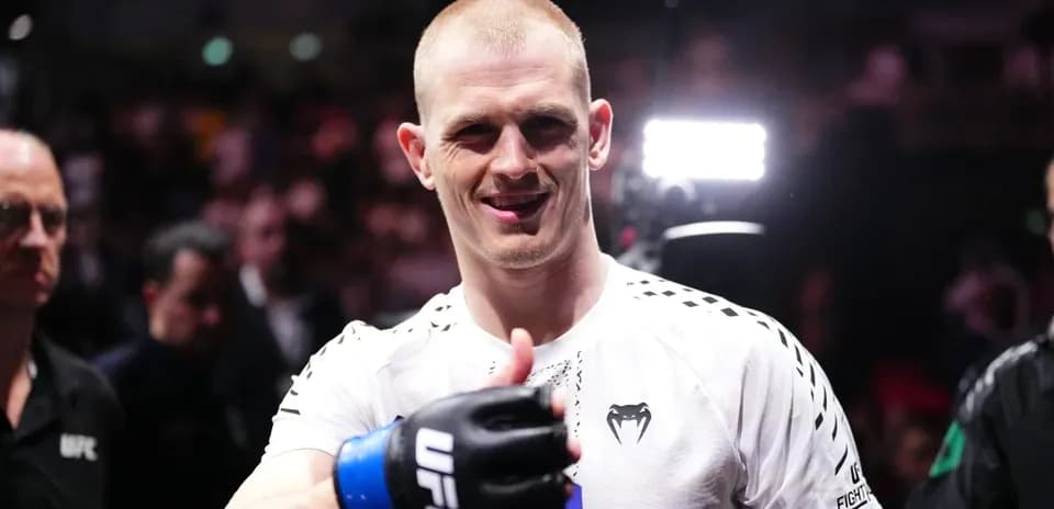 Fighter giving thumbs up before UFC match
