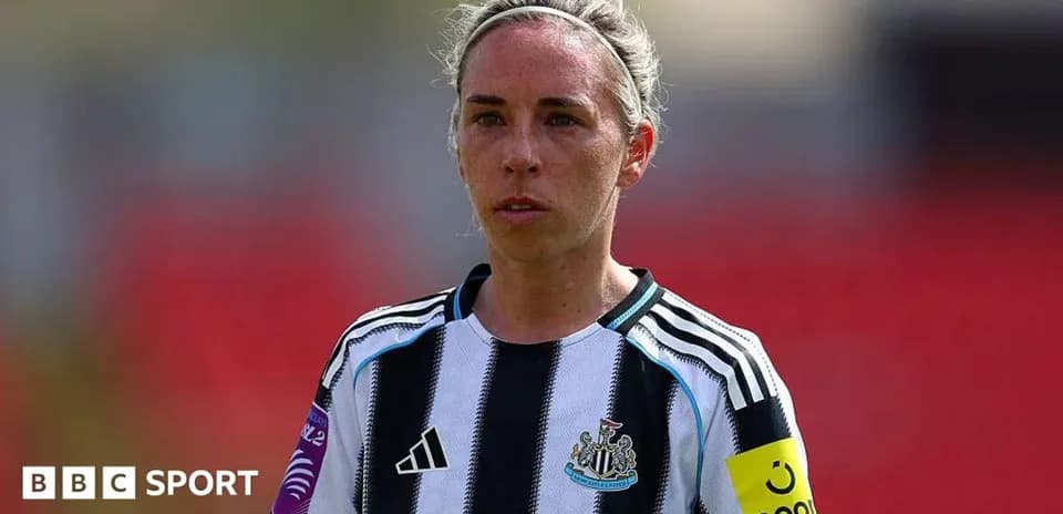 Futbolchi Newcastle formasi bilan maydonda turibdi