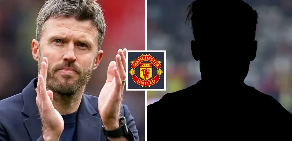 Manchester United logo with coach clapping