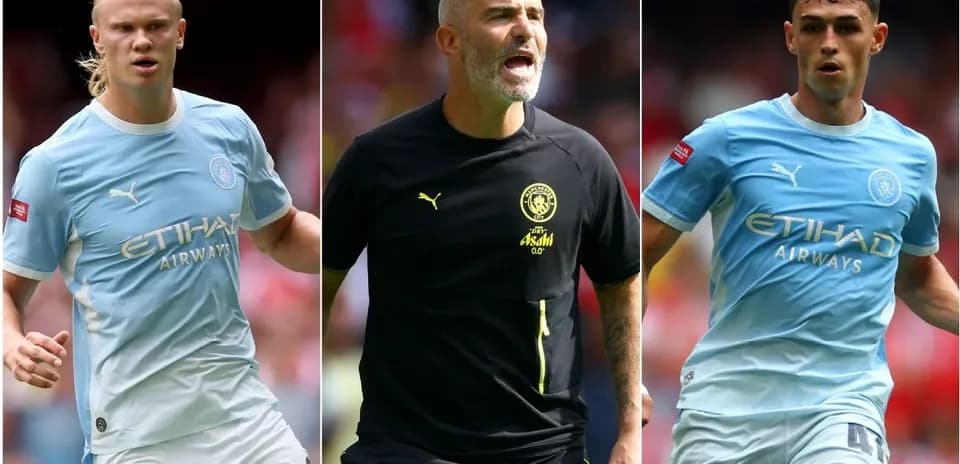 Manchester City players and manager during match