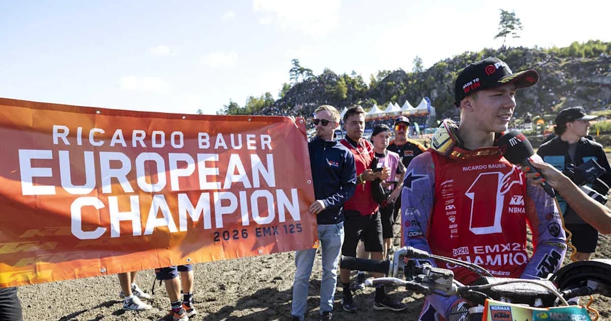 Ricardo Bauer with European Champion banner after race Ricardo Bauer with European Champion banner after race