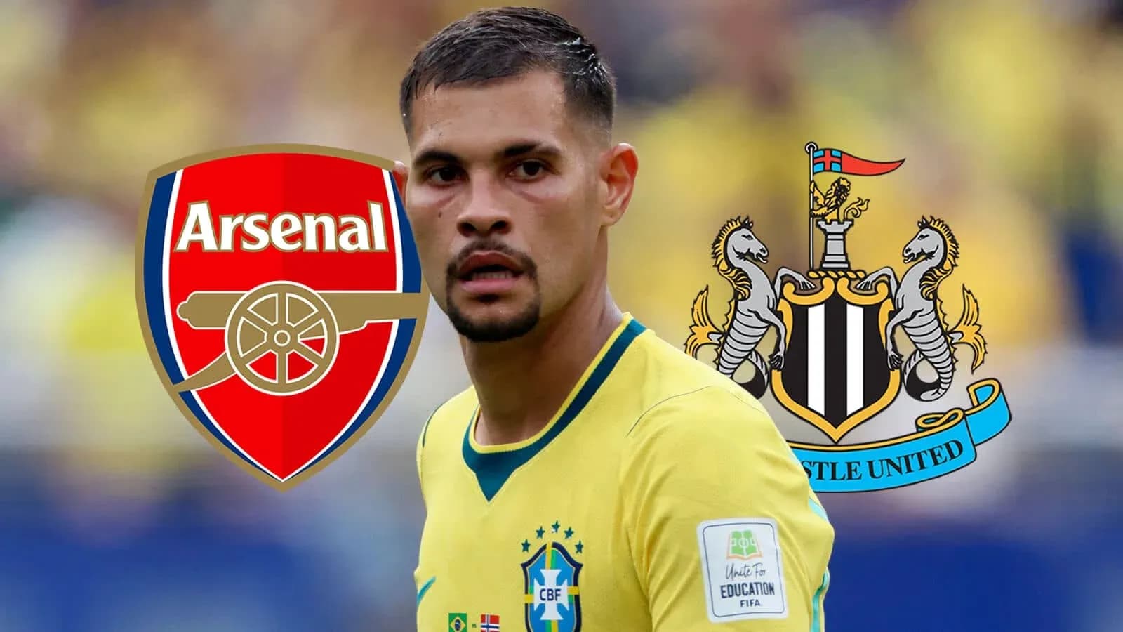 Futbolchi Arsenal va Newcastle emblemalari bilan Futbolchi Arsenal va Newcastle emblemalari bilan
