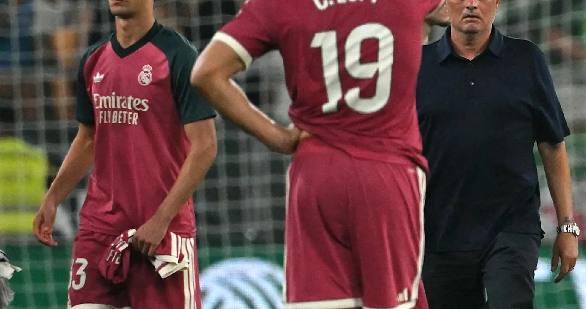 Real Madrid players and coach during match situation Real Madrid players and coach during match situation