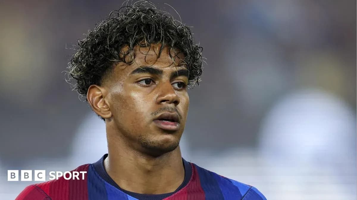 Futbolchi, Barcelona formasida, o'yin davomida Futbolchi, Barcelona formasida, o'yin davomida