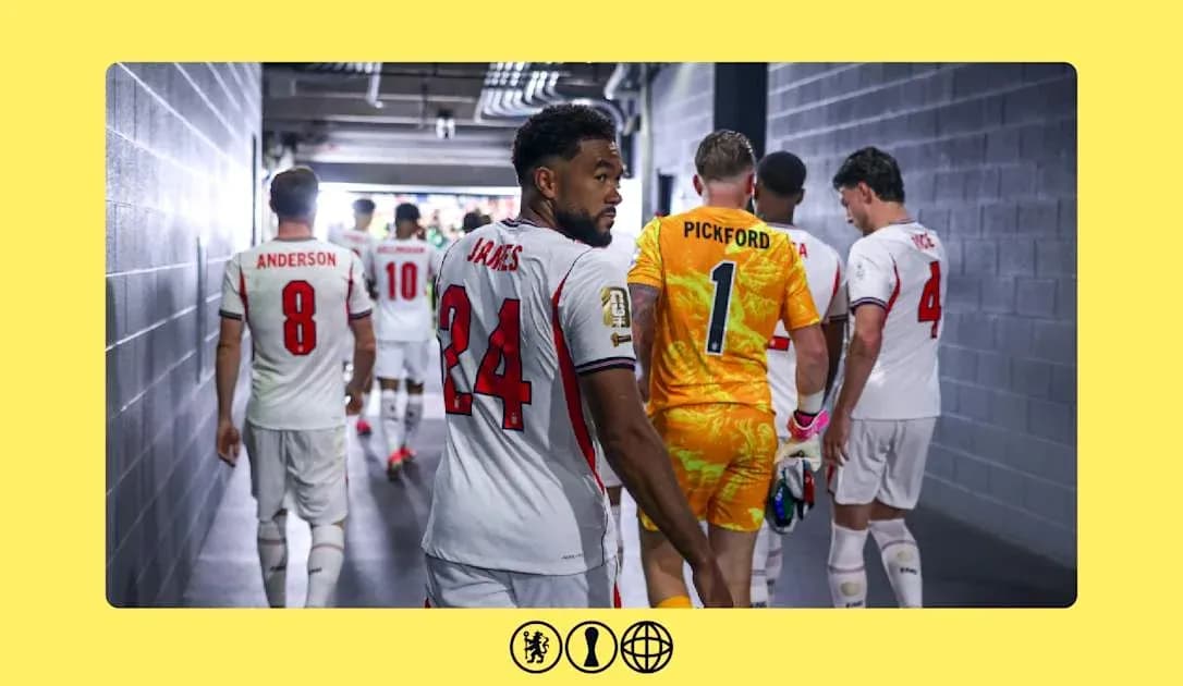 Futbolchilar zaldan chiqayotgan payt Futbolchilar zaldan chiqayotgan payt