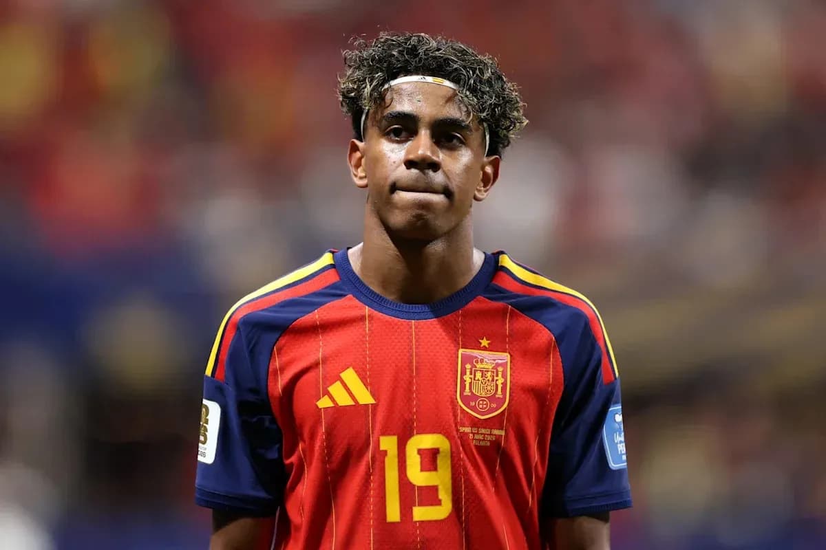 Futbolchi raqami 19, Ispaniya formasida Futbolchi raqami 19, Ispaniya formasida