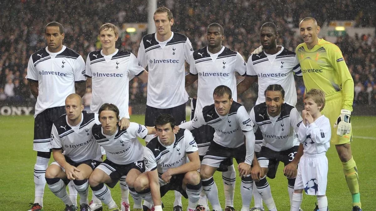 Tottenham Hotspur team posing for group photo Tottenham Hotspur team posing for group photo