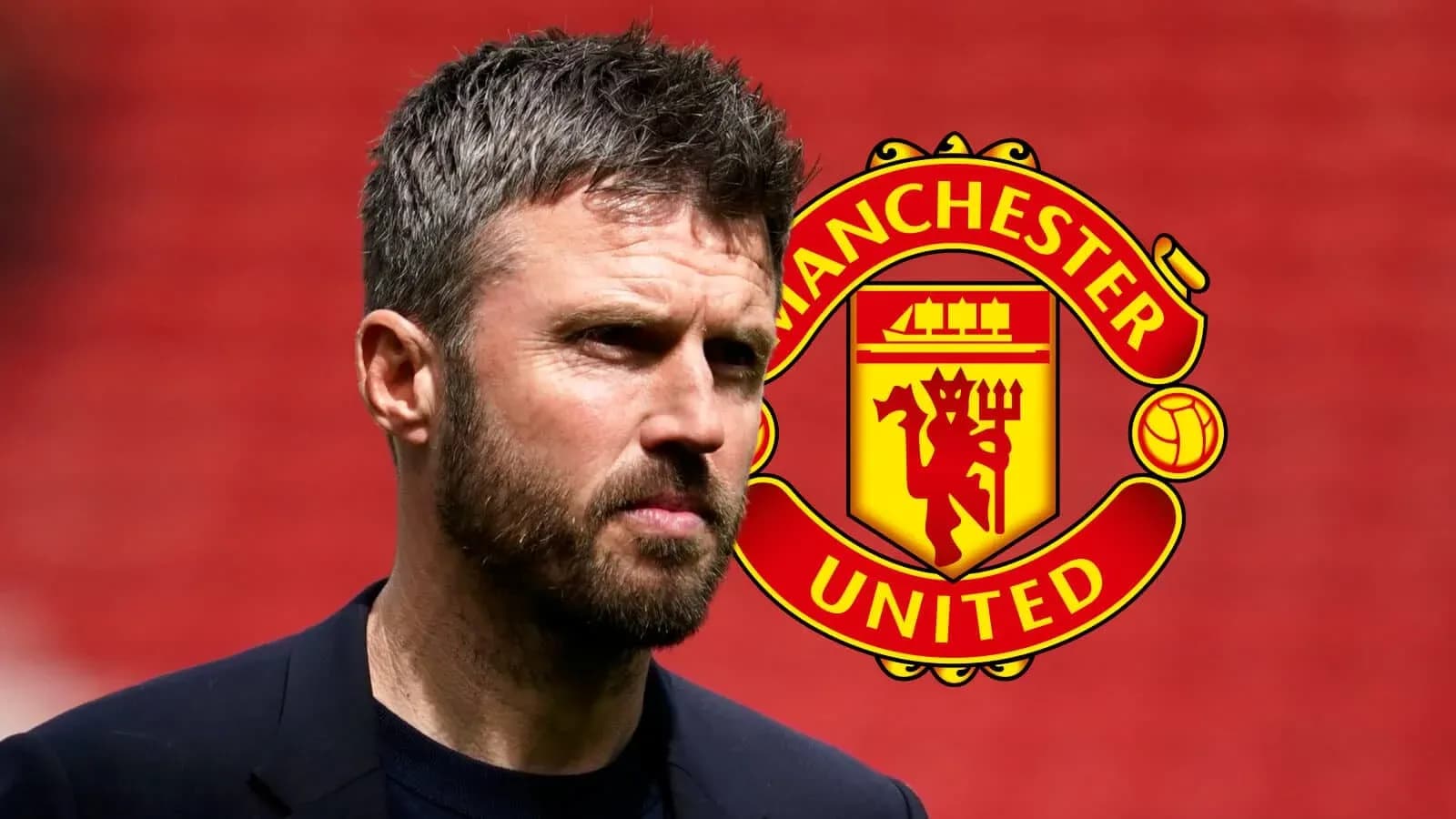 Bosh murabbiy Manchester United logosi oldida Bosh murabbiy Manchester United logosi oldida