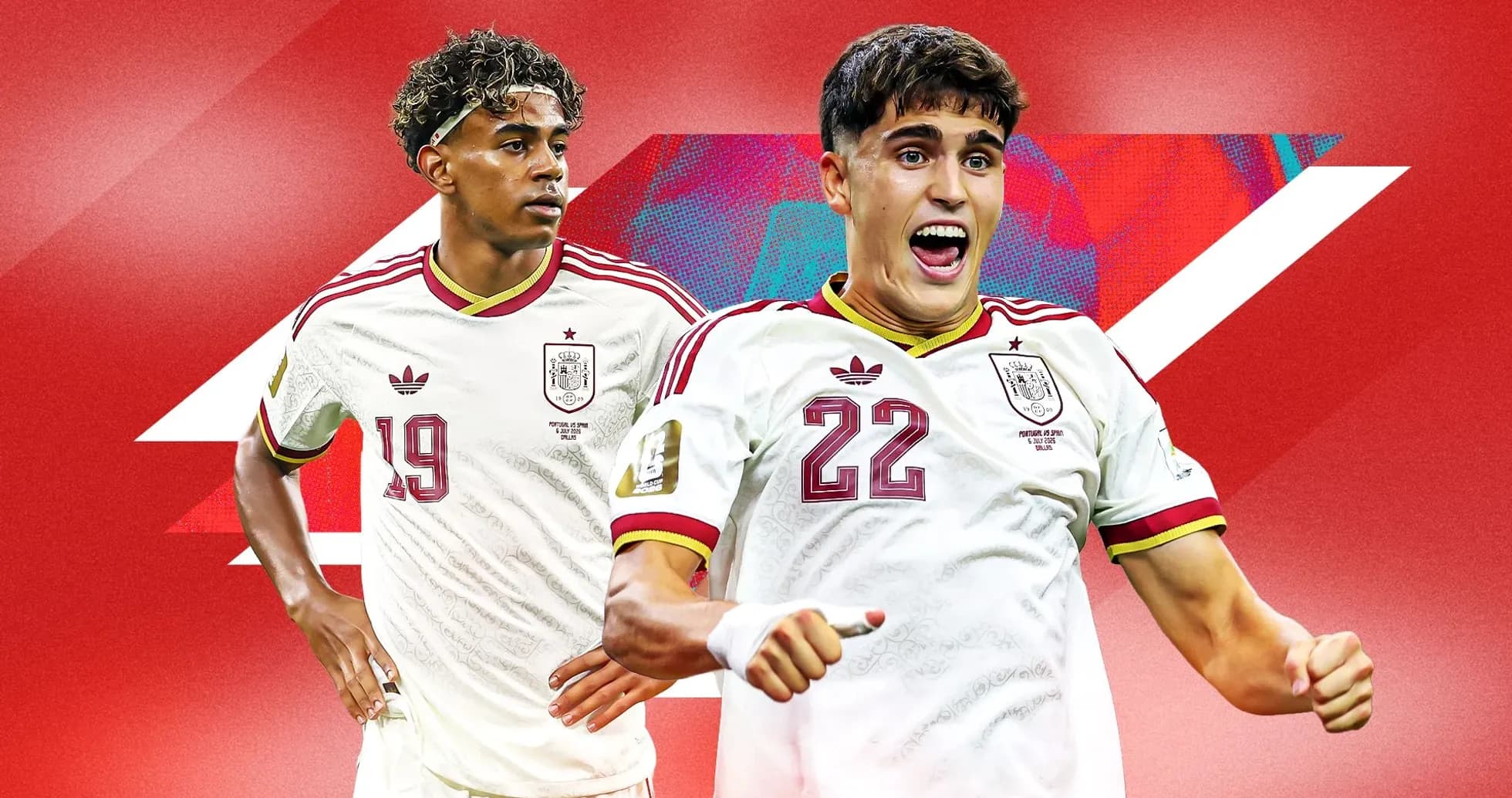 Ikkita futbolchi Ispaniya formasi bilan suratga olingan Ikkita futbolchi Ispaniya formasi bilan suratga olingan